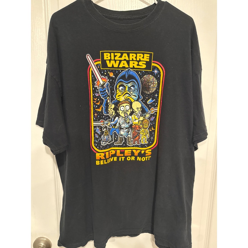 Ripley's Believe It or Not Bizarre Wars Graphic Black Mens XL Star Wars Parody